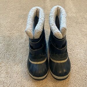 Sorel kids waterproof yoot pac snowboot